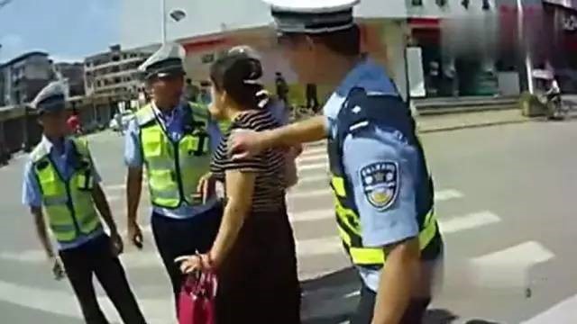漫漫执法路，谁来保驾和护航？