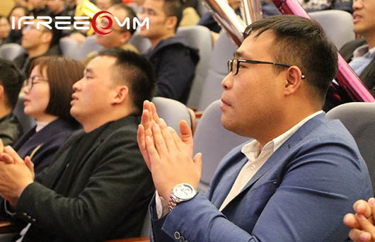 高考作文：我们这一代捷飞人_iFreecomm资讯